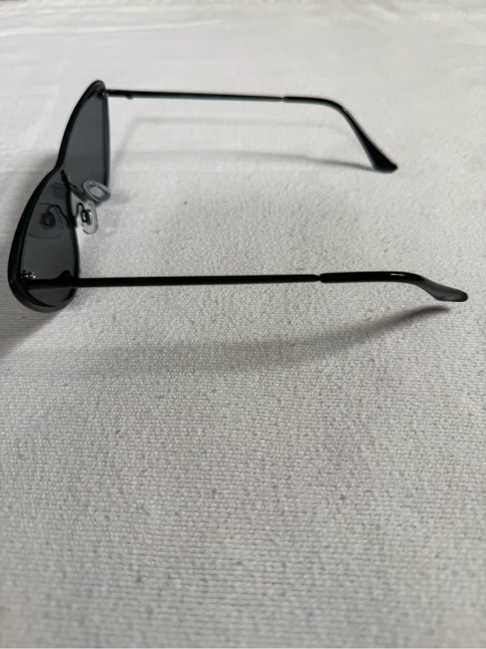 Black Cat-Eye Sunglasses - Women's Fashion Shades